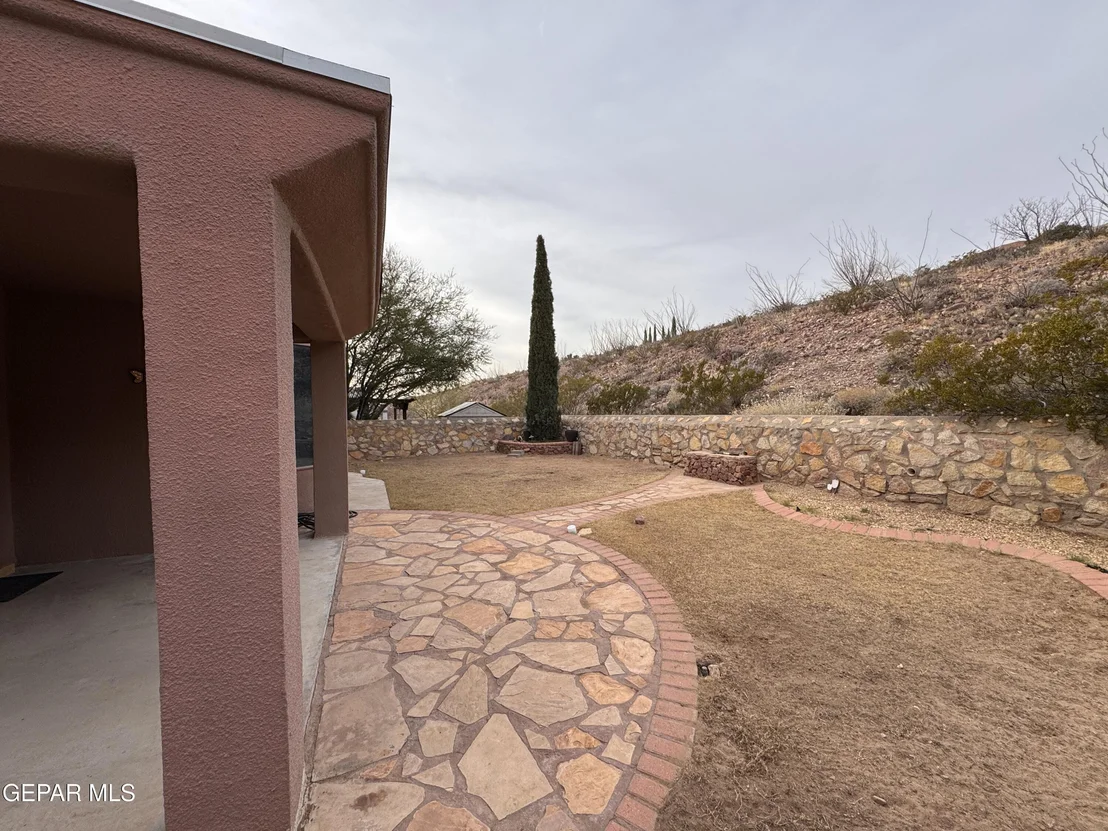 Photo of 6377 FRANKLIN GATE Drive