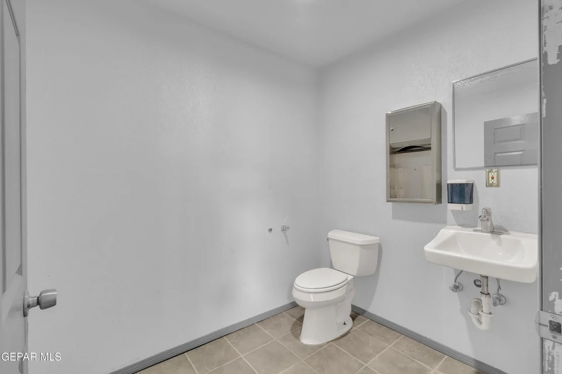 Photo of 7880 DONIPHAN Drive