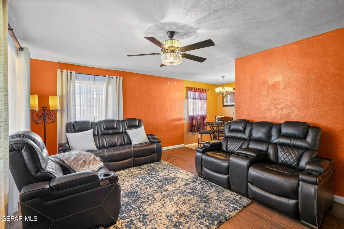 Photo of 10368 Preston Drive