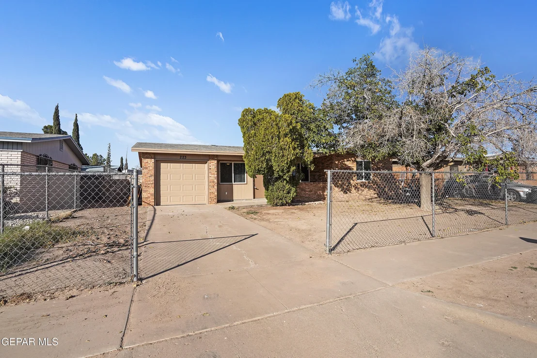 Photo of 223 CARIBE Circle