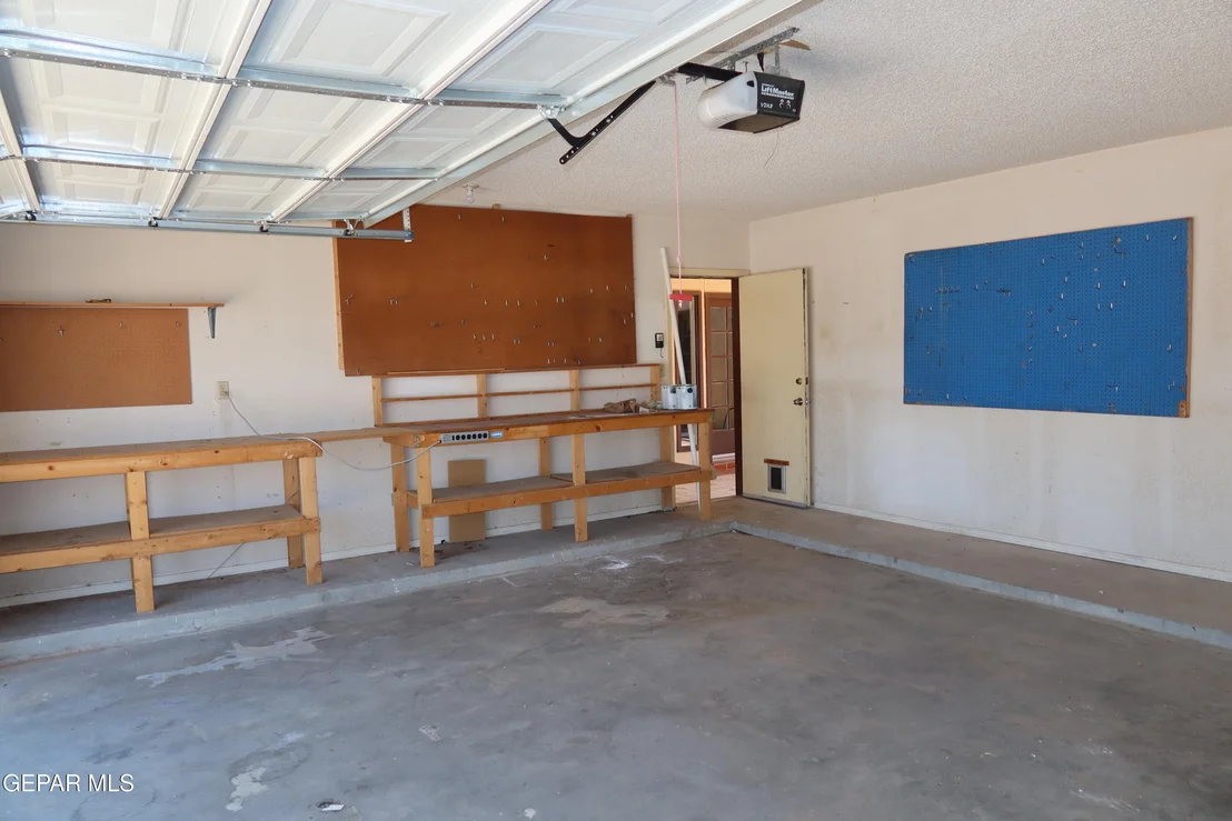 Photo of 836 DE LEON Drive