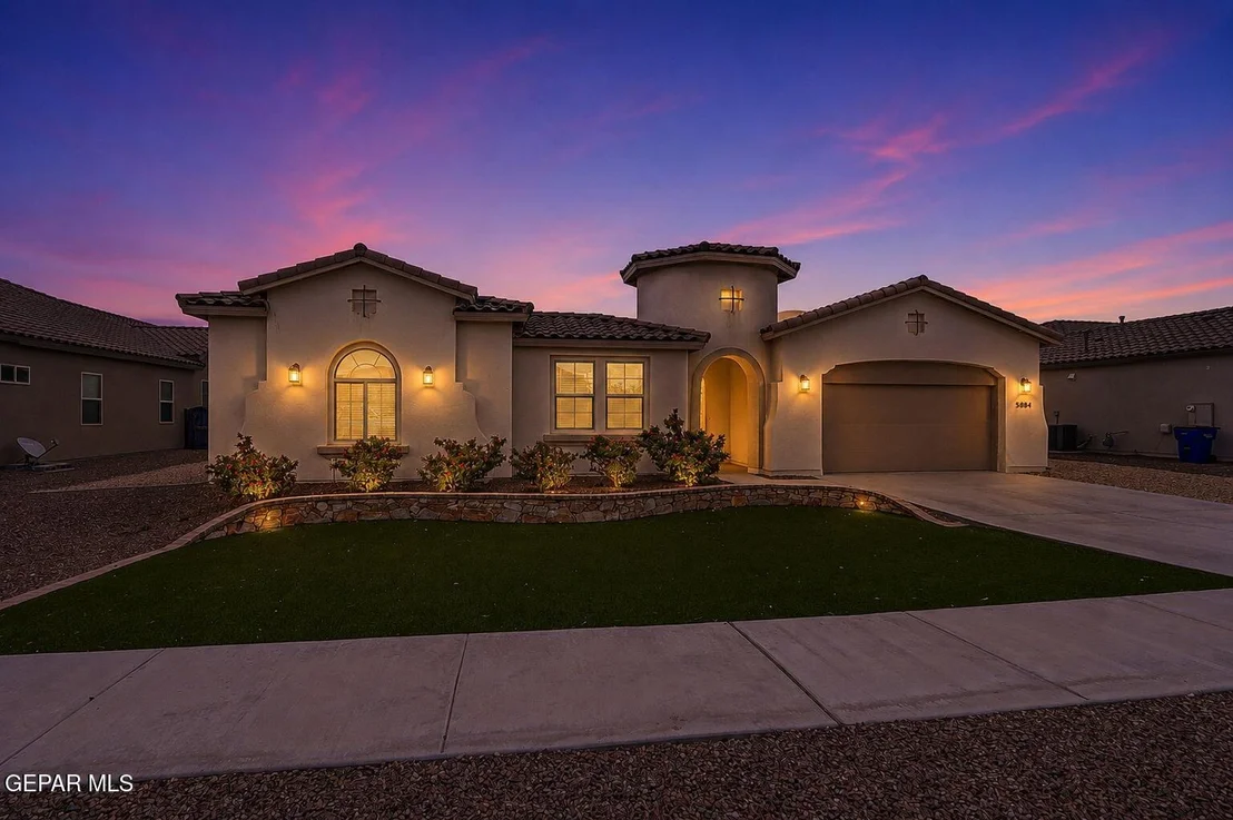 Photo of 5884 Valle Sonar Avenue