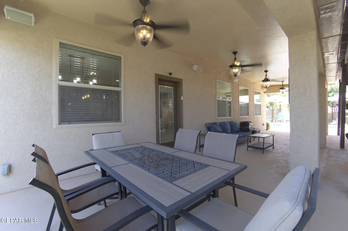 Photo of 987 GRANDEVOLE Drive