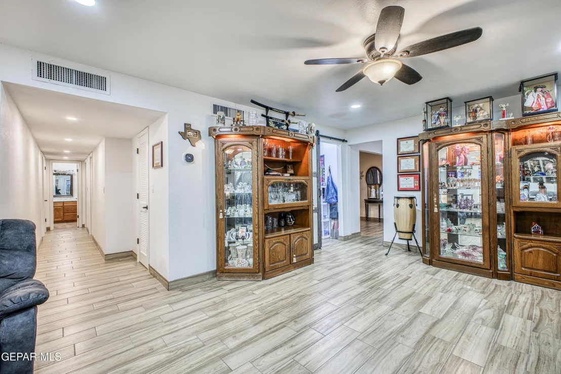 Photo of 2029 MERMAID Drive