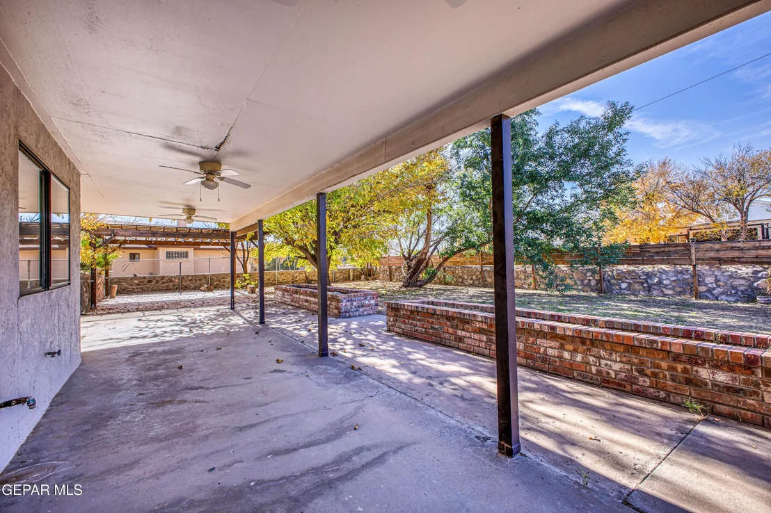 Photo of 5415 ORANTES Place