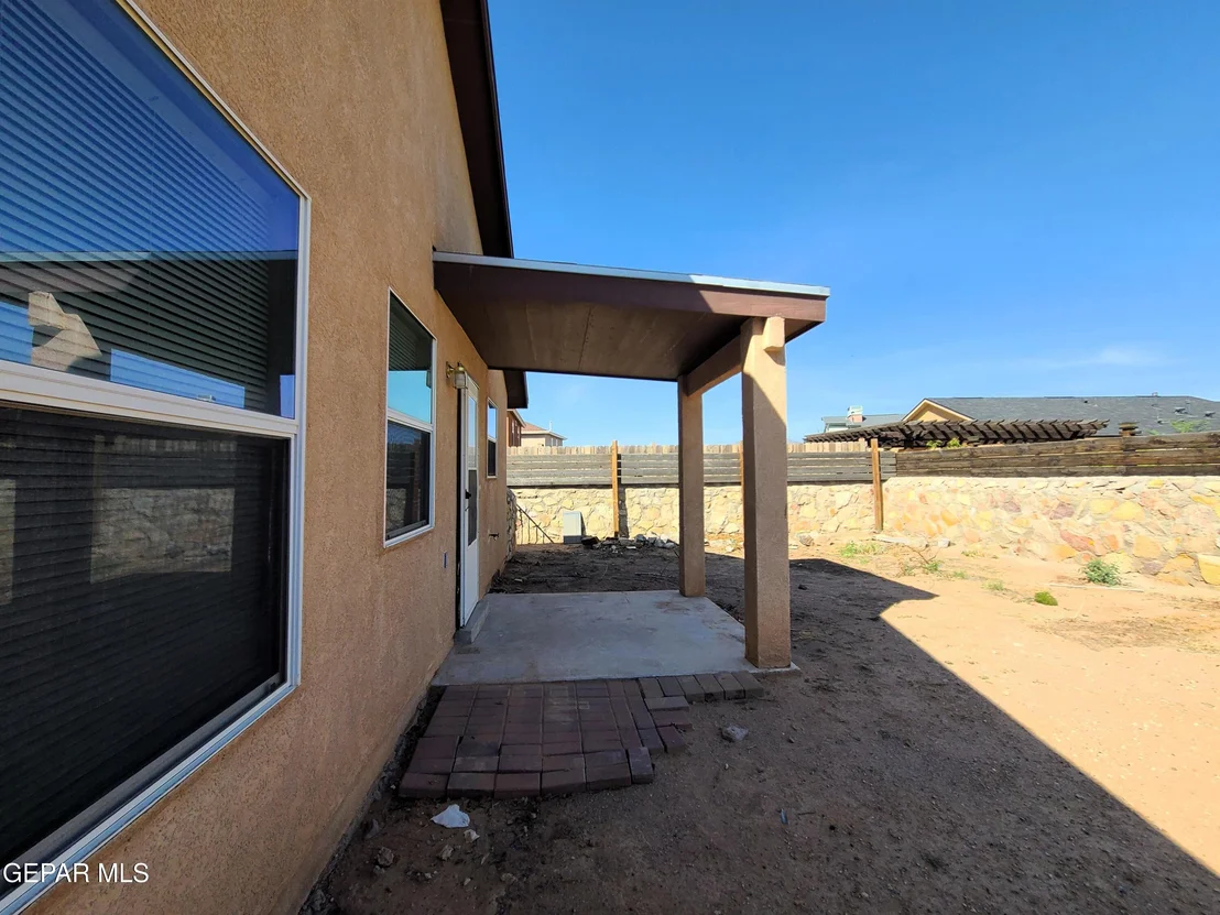 Photo of 11661 OCHRE BLUFF Lane
