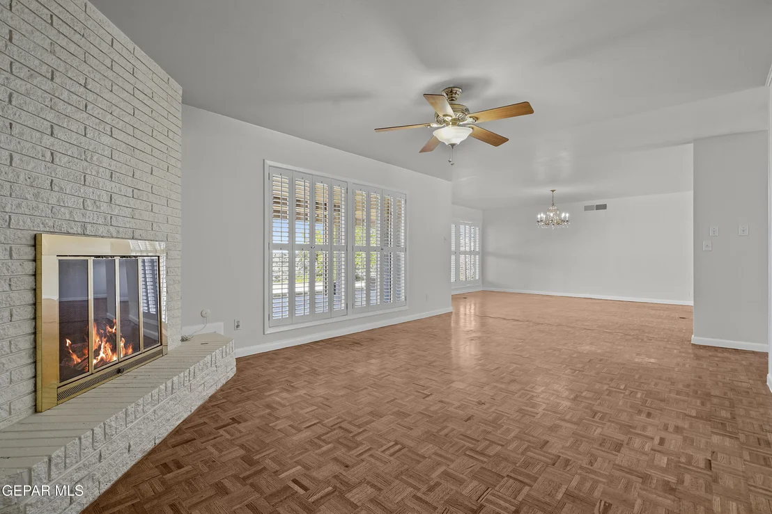 Photo of 5847 BURNING TREE Drive