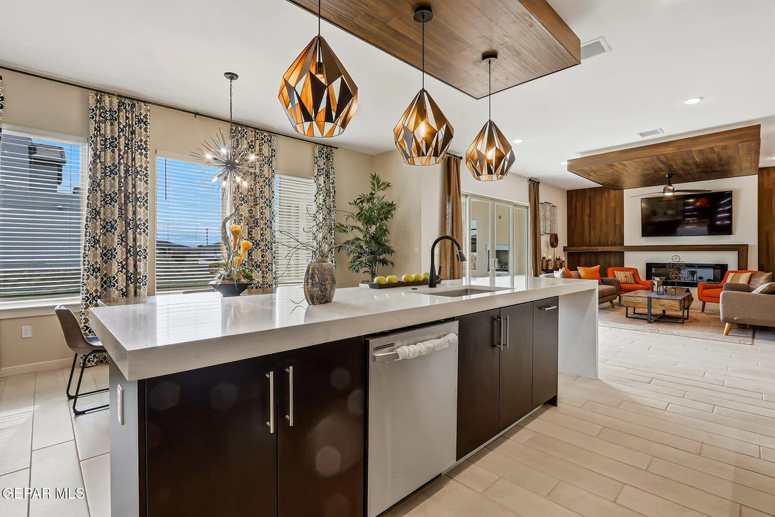 Photo of 980 WILLOW RIVER Drive