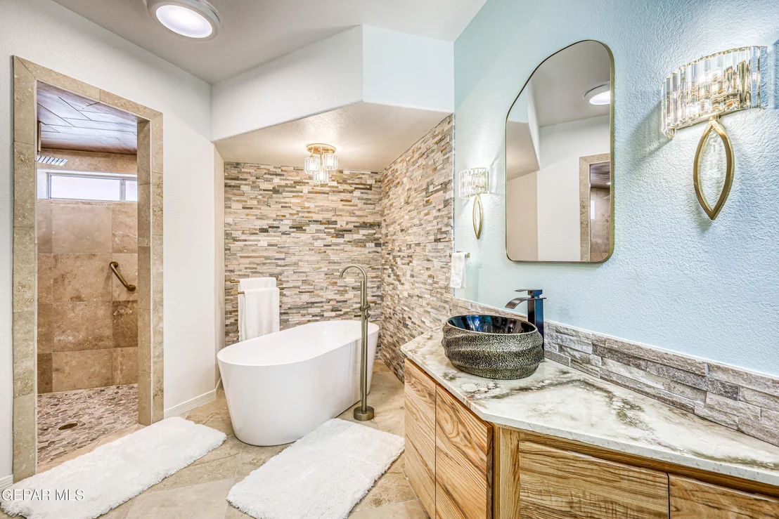 Photo of 1301 Shadow Canyon Place