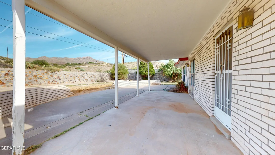 Photo of 6605 MORNINGSIDE Circle