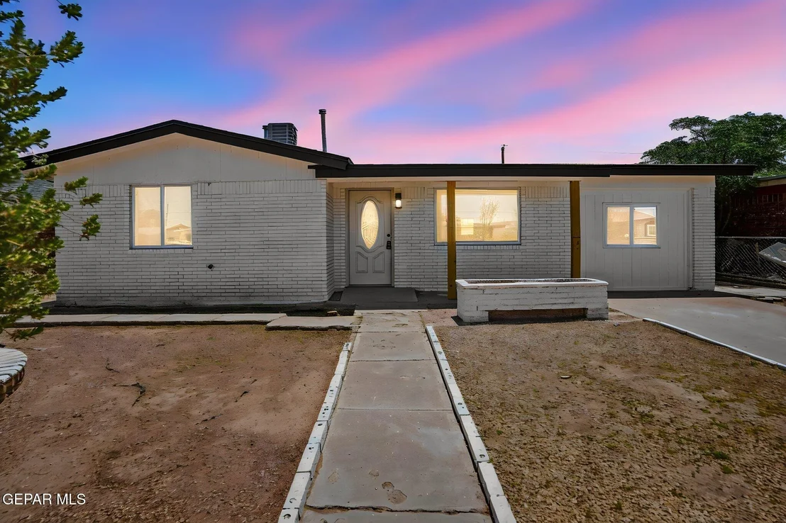 Photo of 212 MANUEL Drive