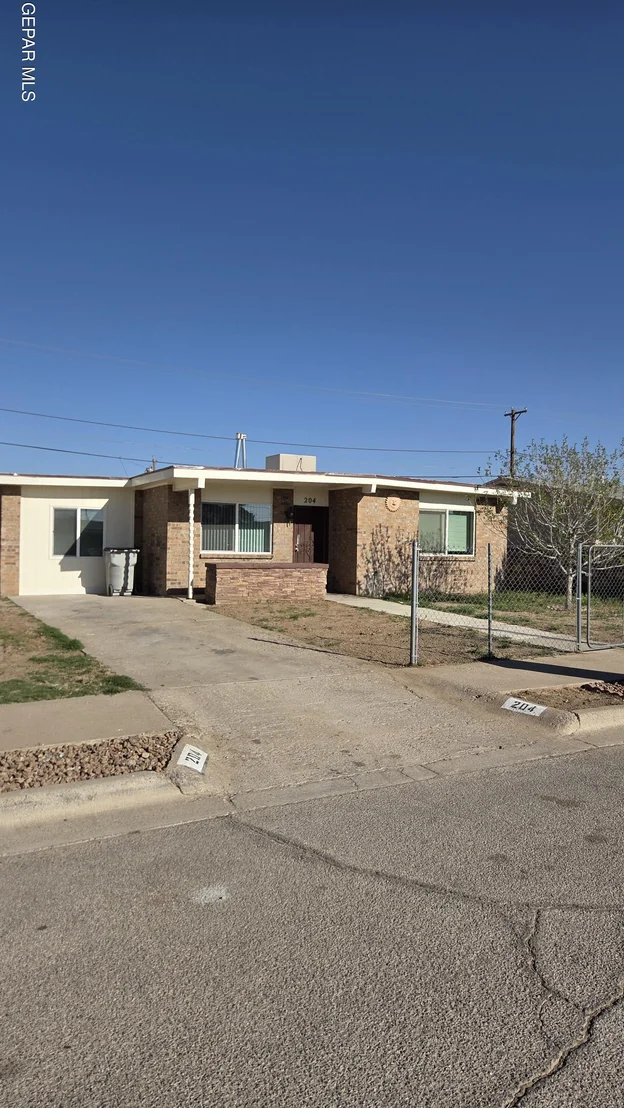 Photo of 204 CLARISA Lane