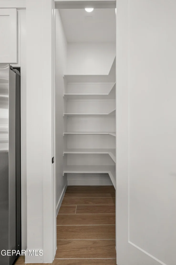 Photo of 15052 Laura Lane
