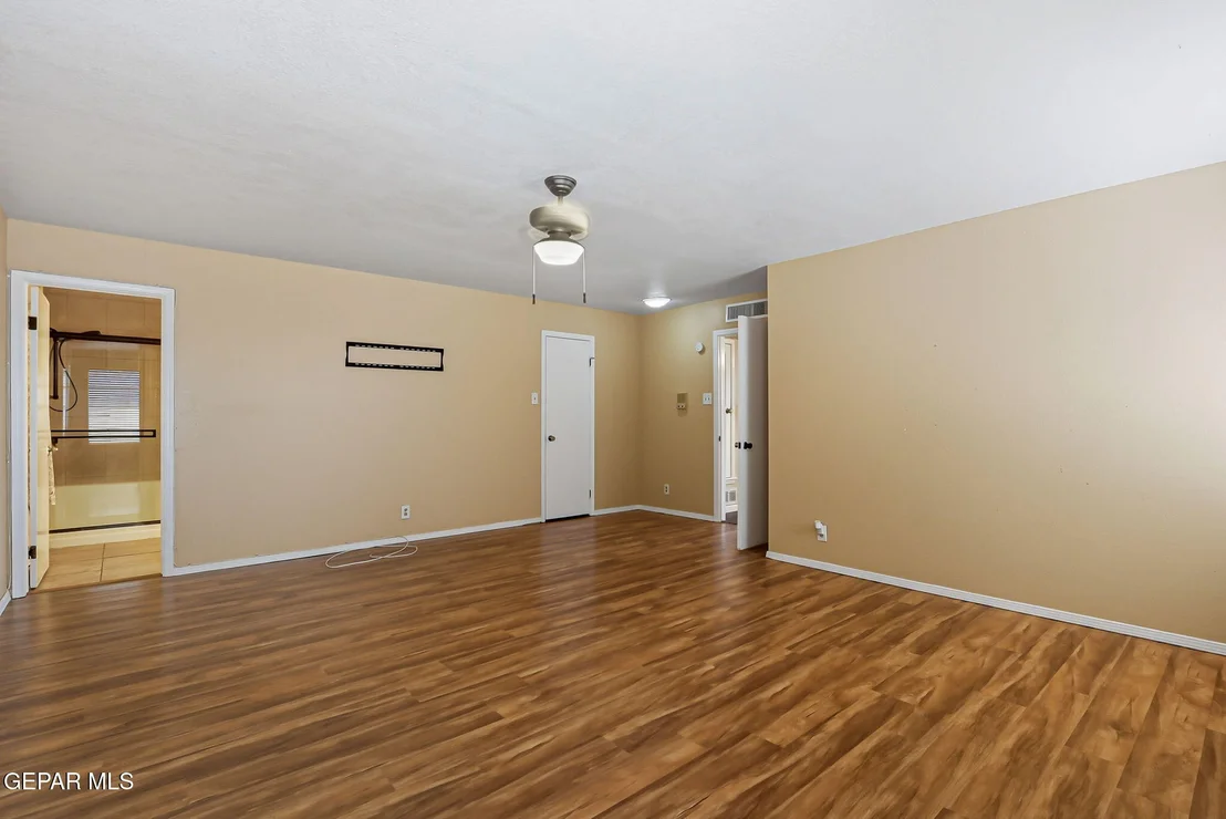 Photo of 11700 CASA VIEW Drive