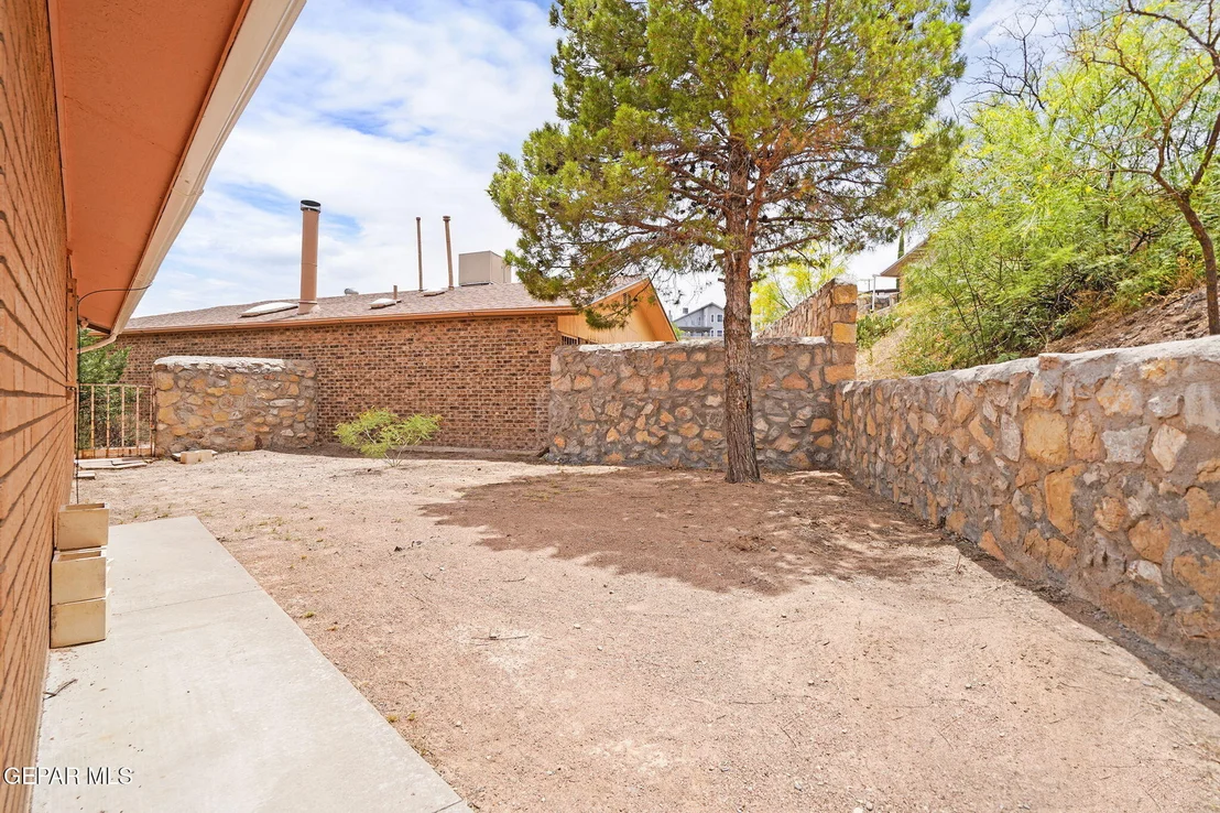 Photo of 3219 MOUNTAIN RIDGE Drive