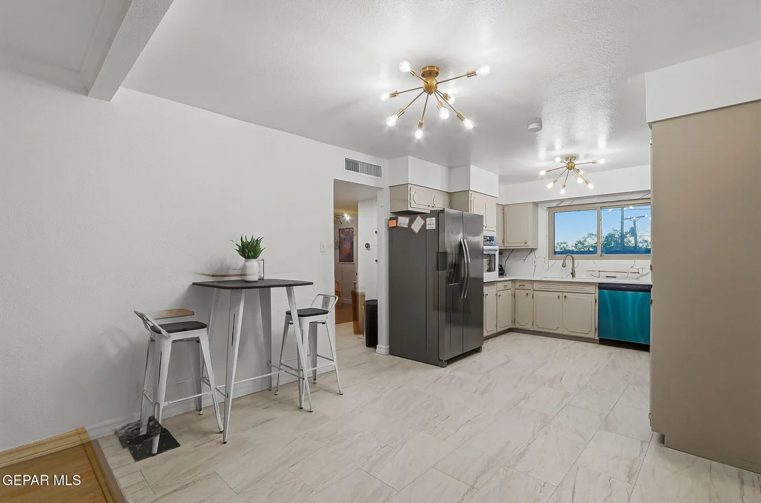 Photo of 4000 BANCROFT Drive