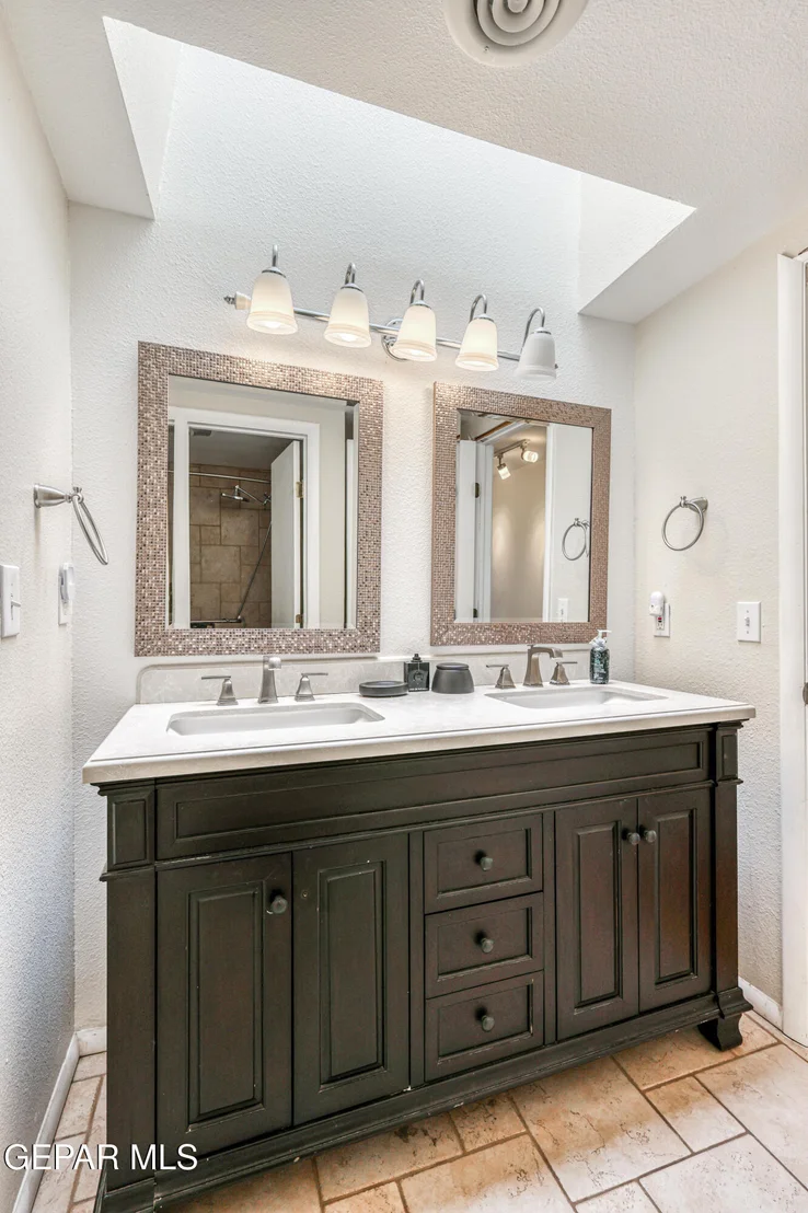 Photo of 5032 TIMBERWOLF Drive