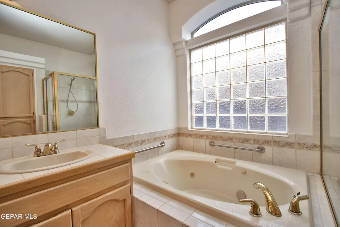 Photo of 6712 Isla Del Rey Drive