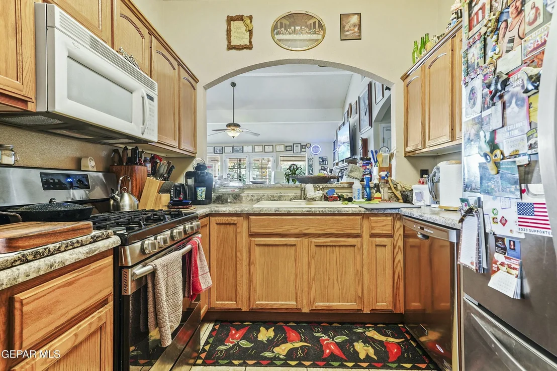 Photo of 13812 DESERT HIGHLANDS Lane
