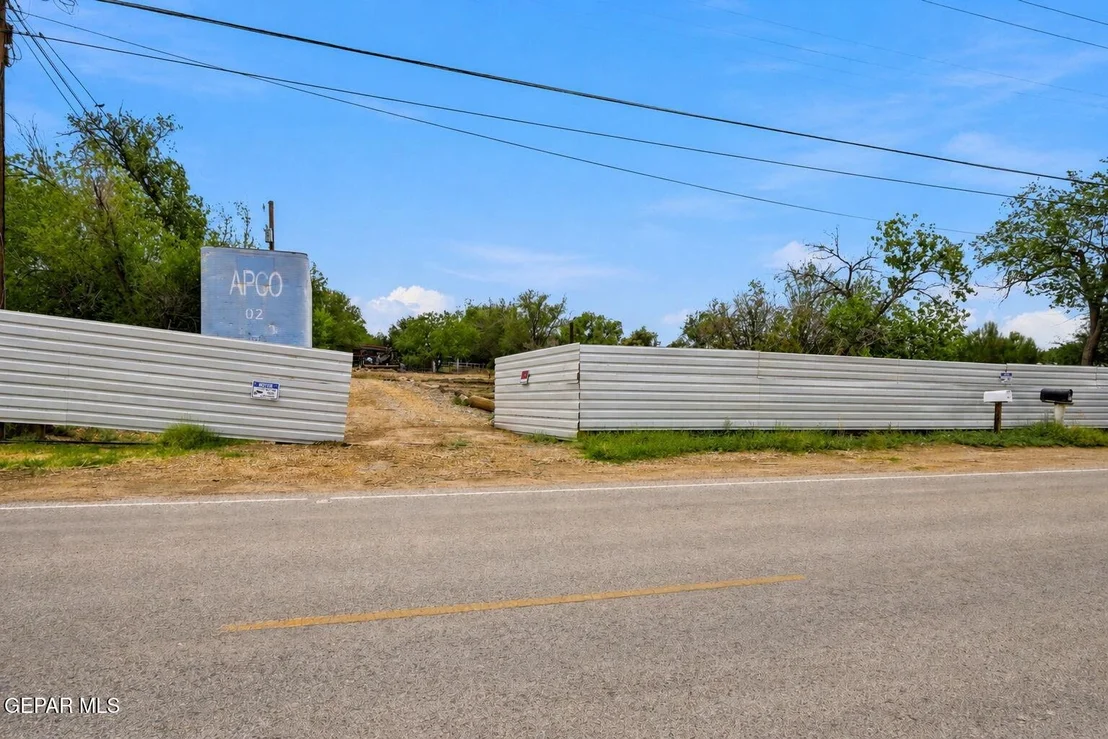 Photo of 4015 EMORY Road