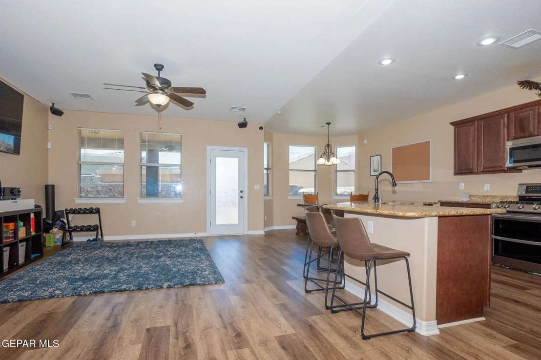 Photo of 12336 STANSBURY Drive