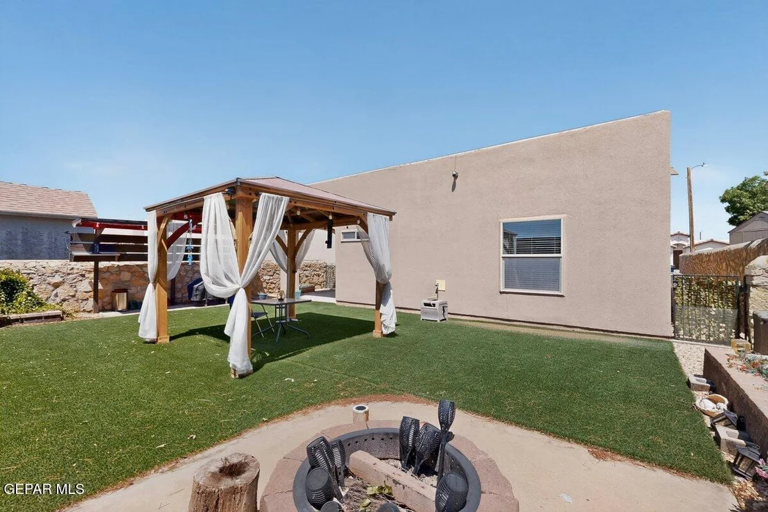 Photo of 14228 FABLED POINT Avenue