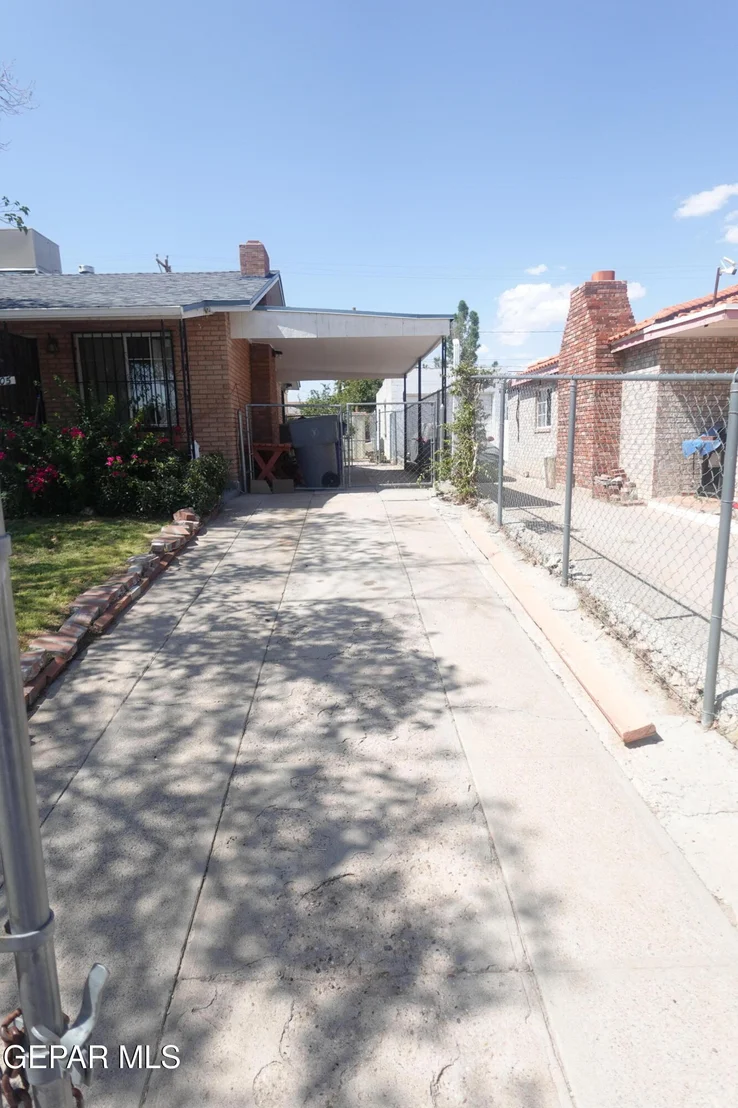 Photo of 3705 Flory Avenue