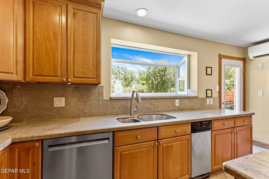 Photo of 5436 LA ESTANCIA Circle