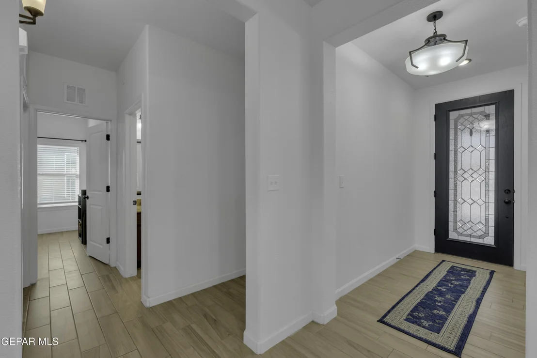 Photo of 6552 TA SUIL Place