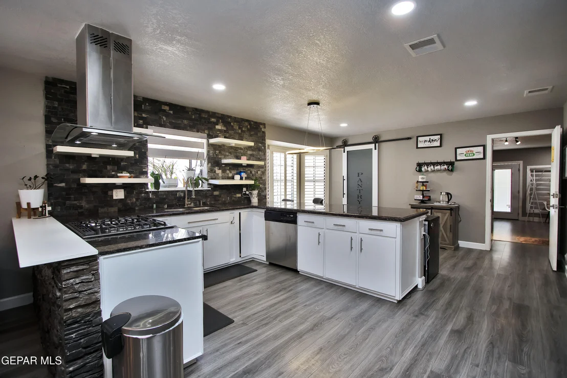 Photo of 6777 Villa Hermosa Drive
