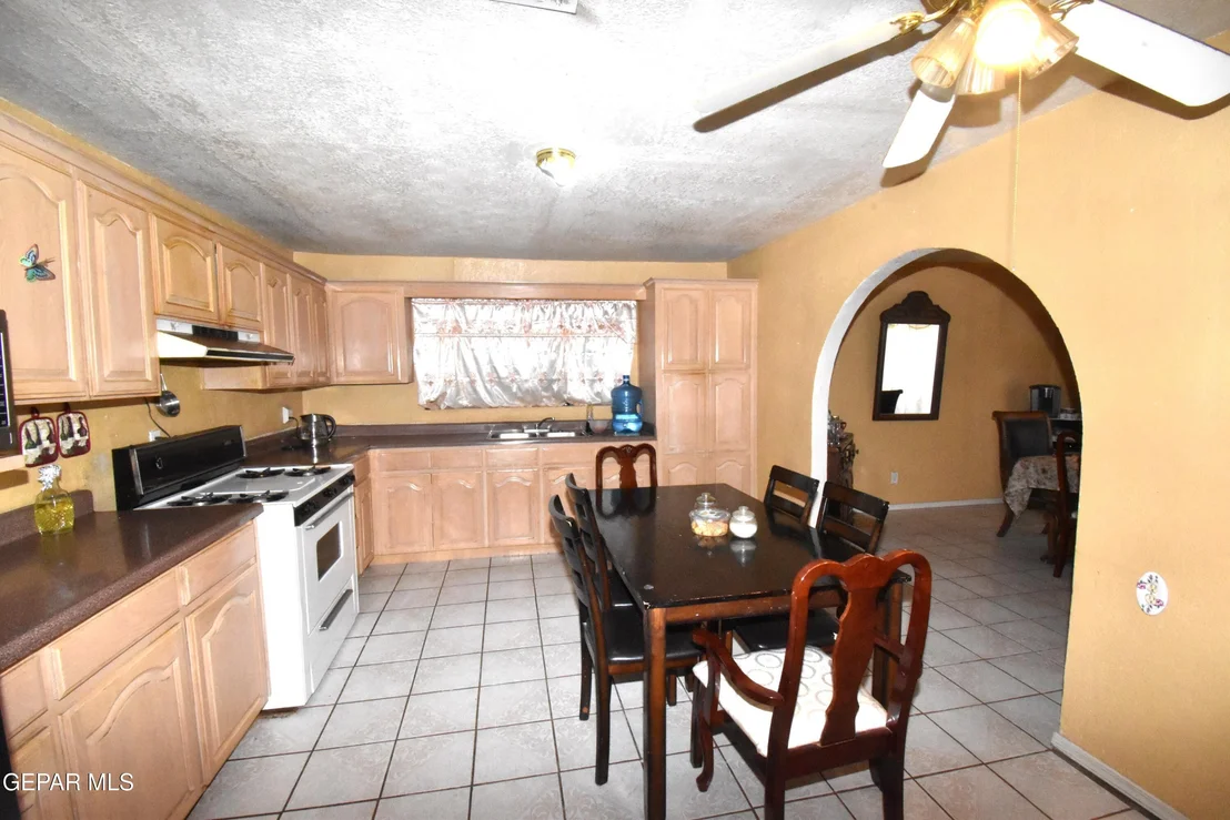 Photo of 809 COACH Road