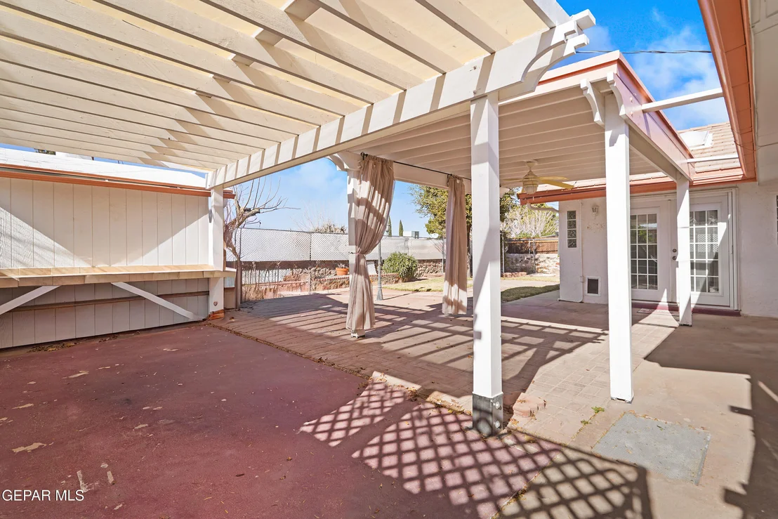 Photo of 2205 VILLA PLATA Drive