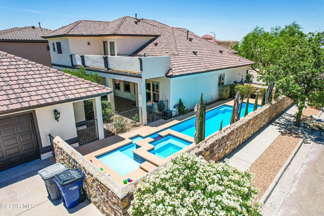 Photo of 6292 FRANKLIN DOVE Avenue