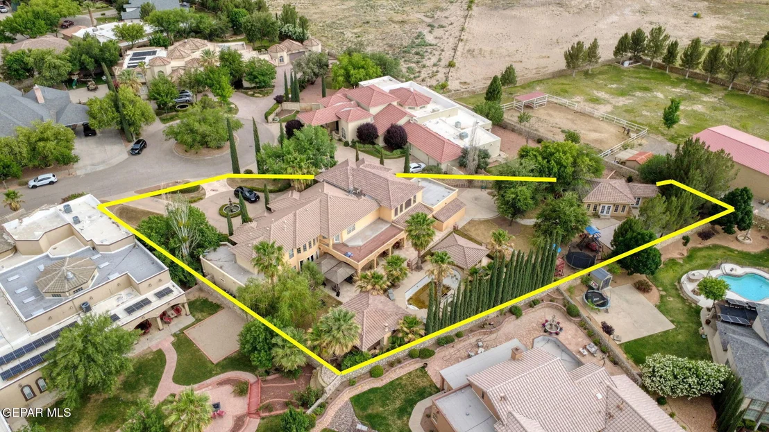 Photo of 609 MEADOW WILLOW Drive