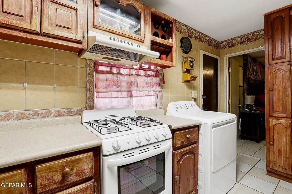 Photo of 8156 Sharp Road