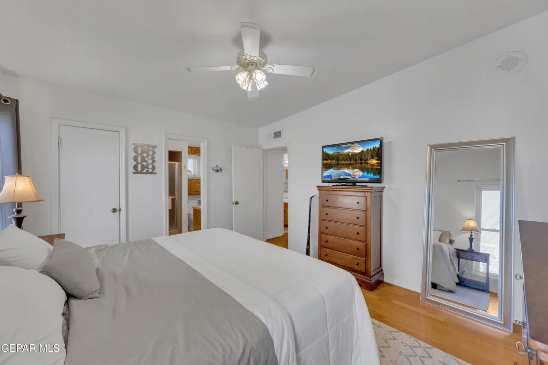 Photo of 10305 ASHWOOD Drive