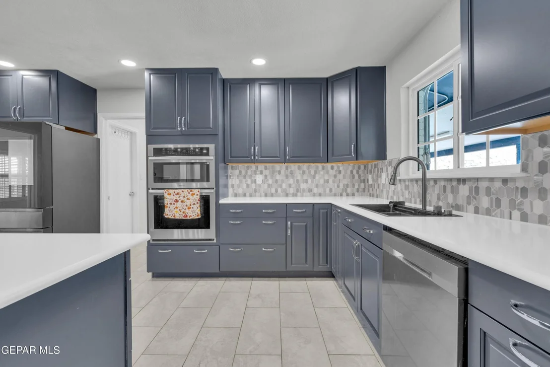 Photo of 5712 Pebble Beach Drive
