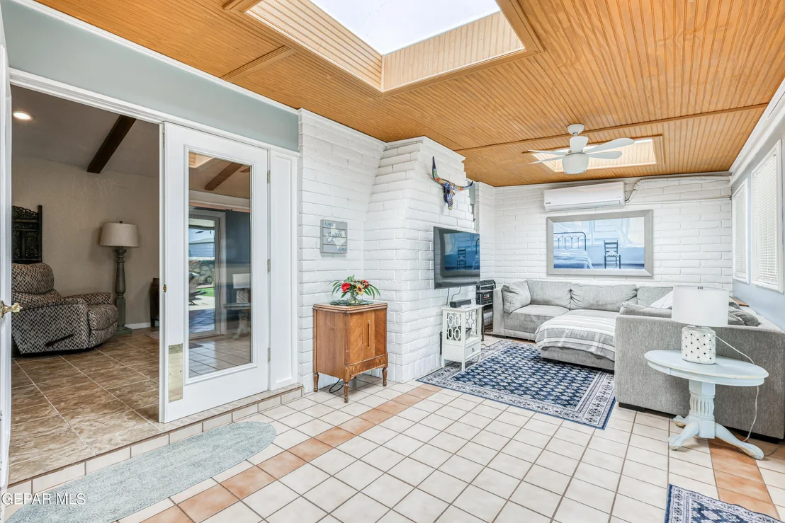 Photo of 10528 Ashridge Drive