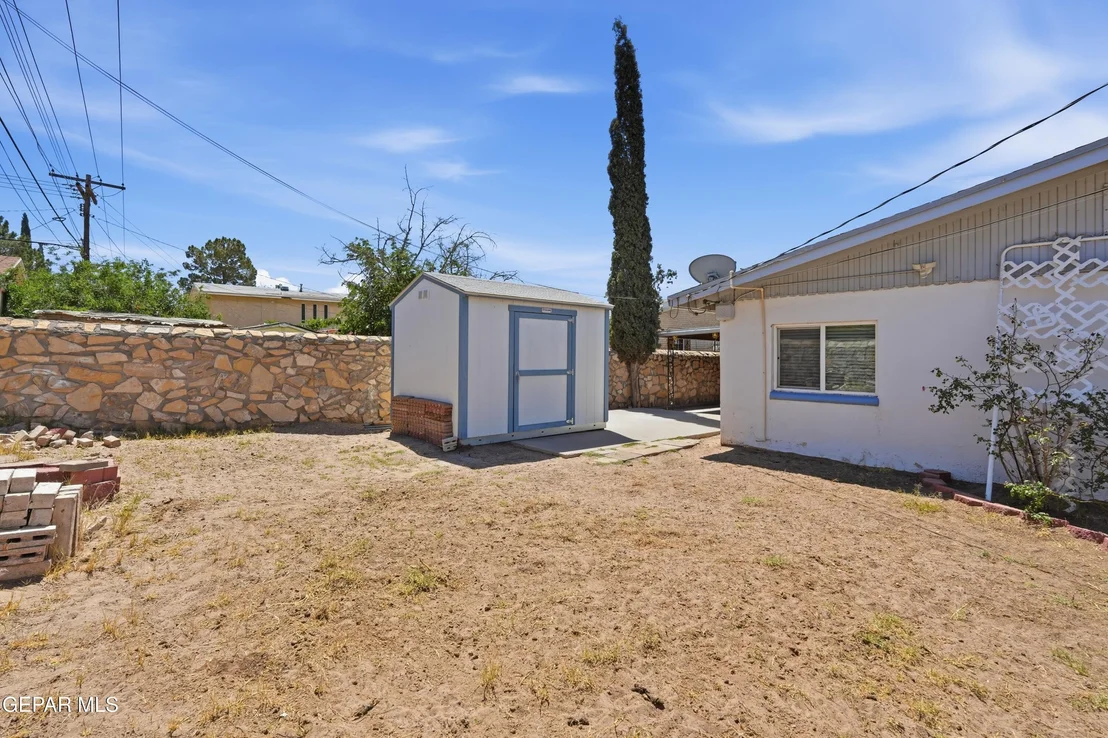 Photo of 1200 HUNTER Drive