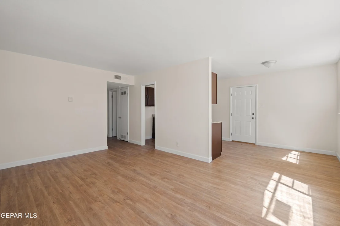 Photo of 9309 VICKSBURG Drive