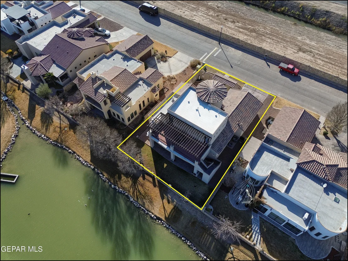 Photo of 5536 RIVER RUN Street