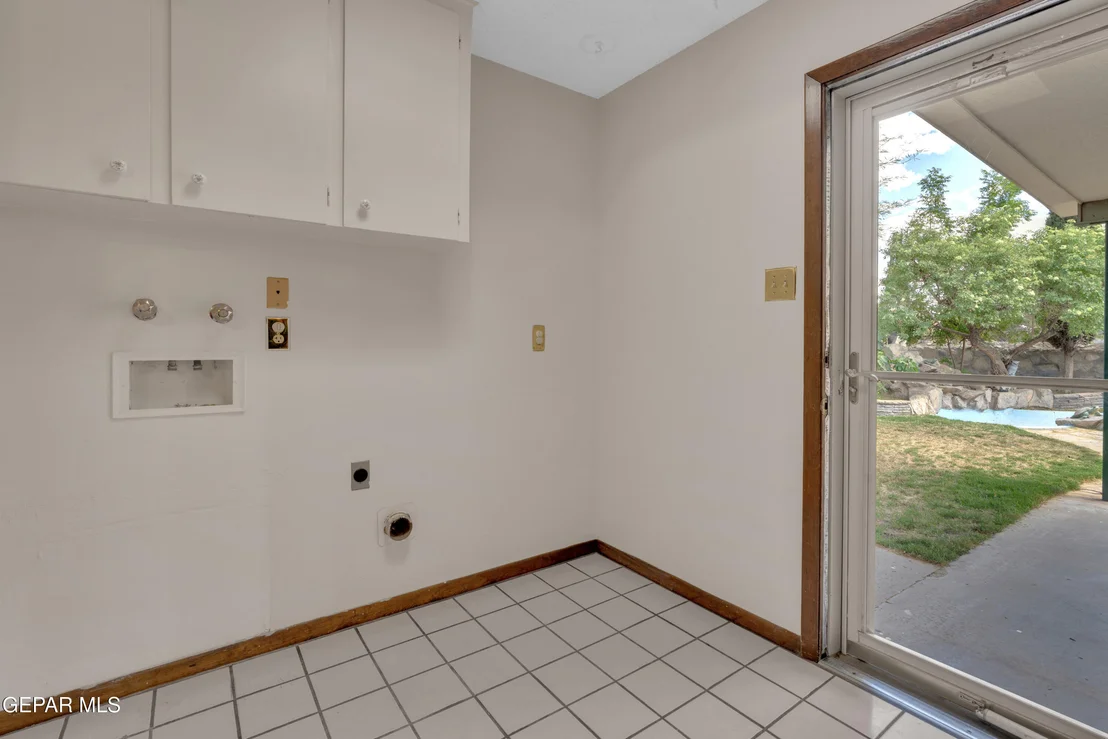 Photo of 6812 GRANERO Drive