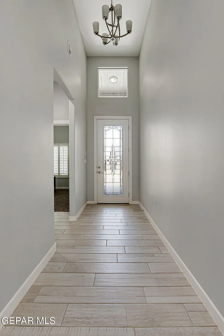 Photo of 13860 Summer View Avenue