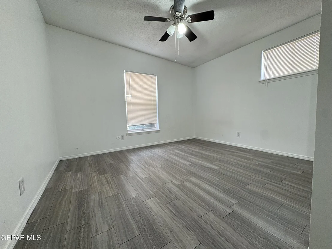 Photo of 10316 ASHWOOD Drive