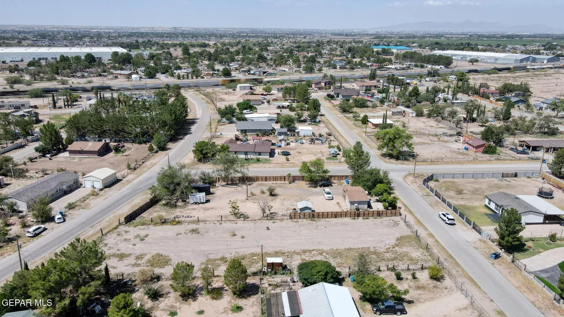 Photo of 410 Valle Rojo Drive