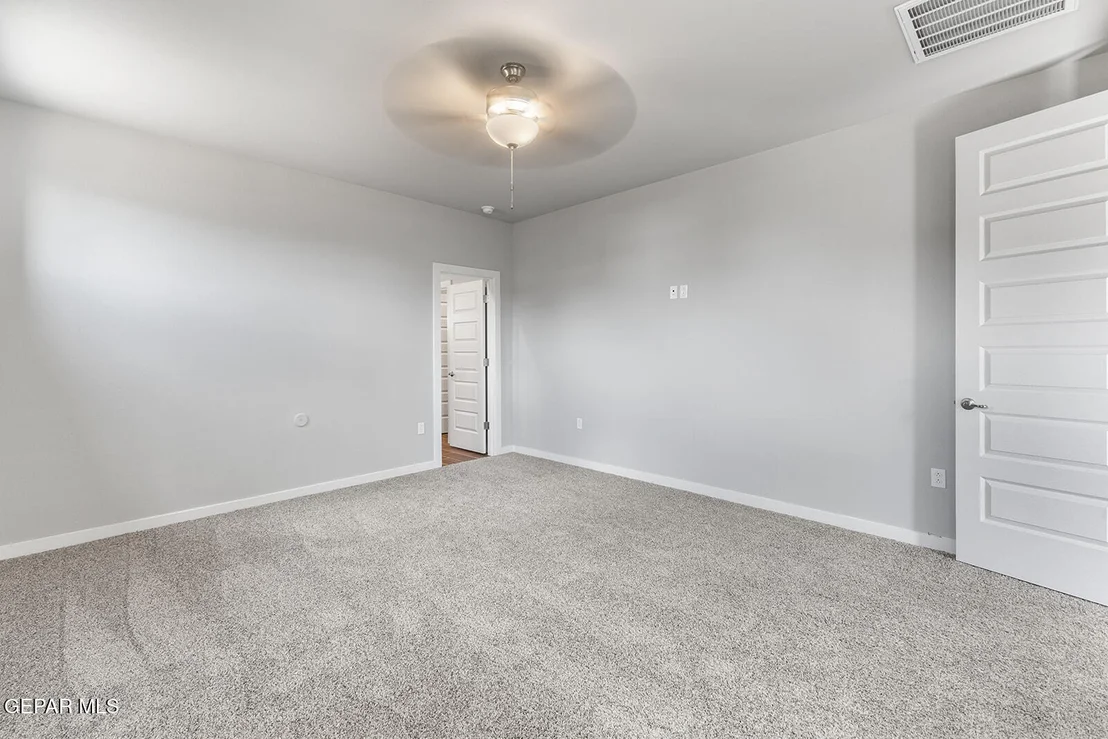 Photo of 937 Nayland Place