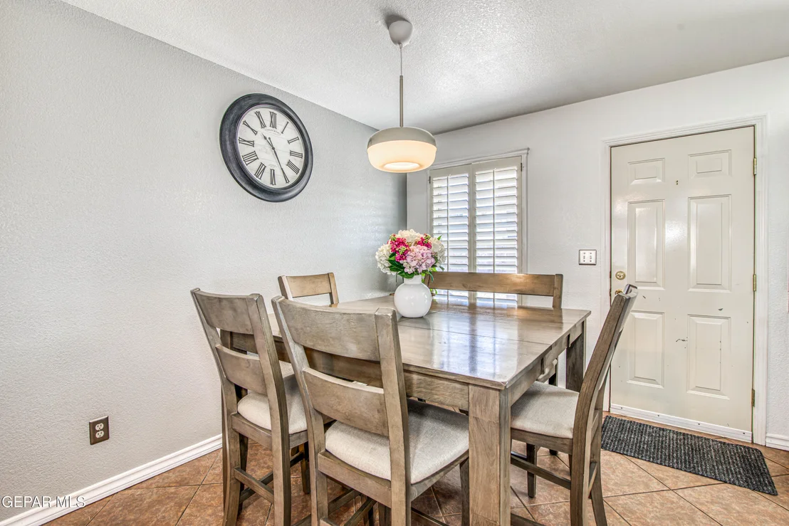 Photo of 6200 KENNETH CAPSHAW Place