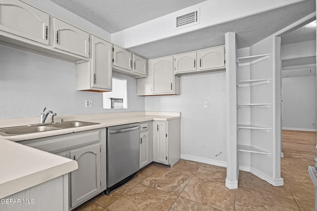 Photo of 5653 Saplinas Road