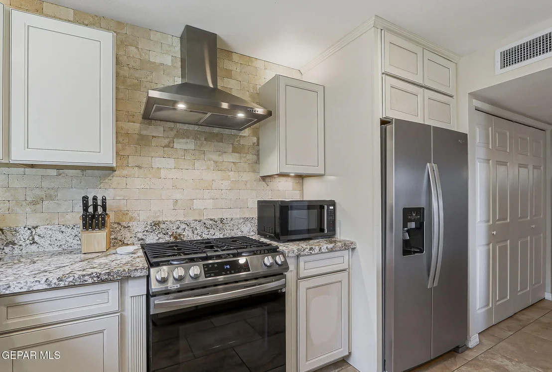 Photo of 7169 EL CAJON Drive