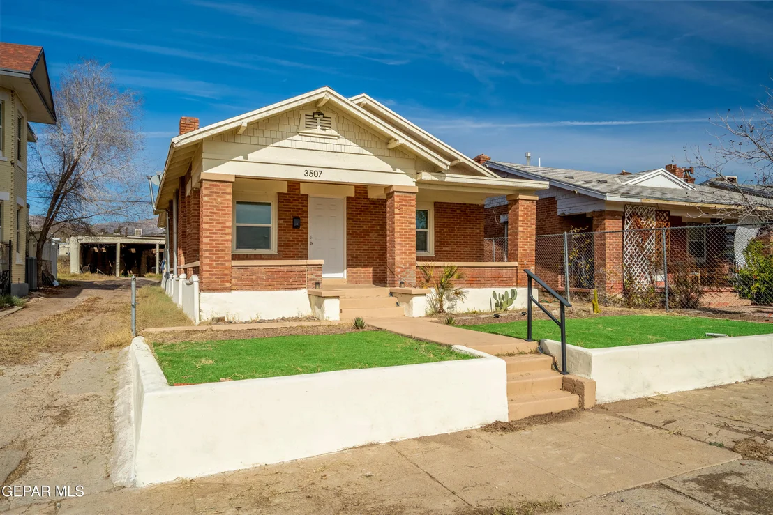 Photo of 3507 Bisbee Avenue